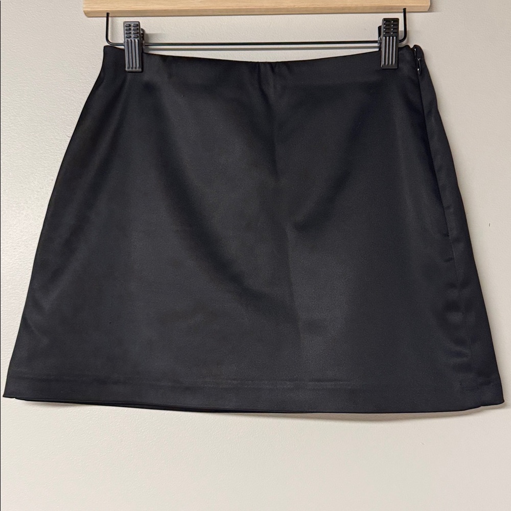 Abercrombie & Fitch Satin Black Skort